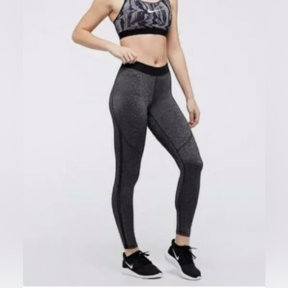 Women's Nike Pro Hypercool Tight Fit‎ Tights Sz S Heather Black Gym Casual Pants - Picture 9 of 11